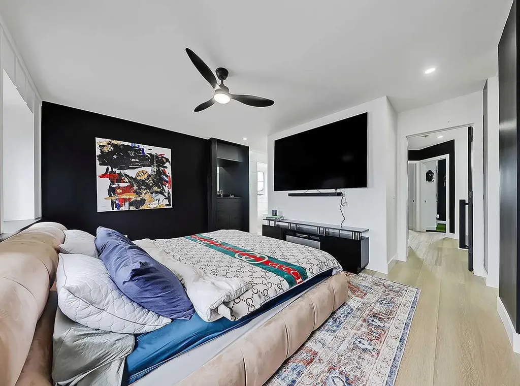 129 Sundown Place SE Calgary AB T2X 3B7