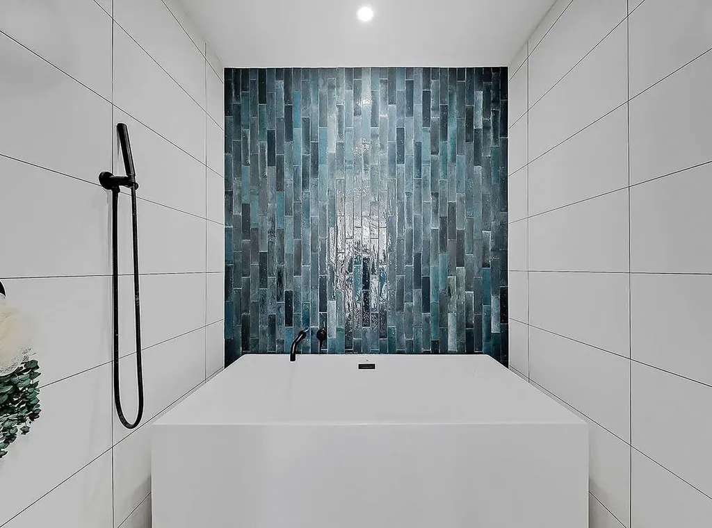 129 Sundown Place SE Calgary AB T2X 3B7