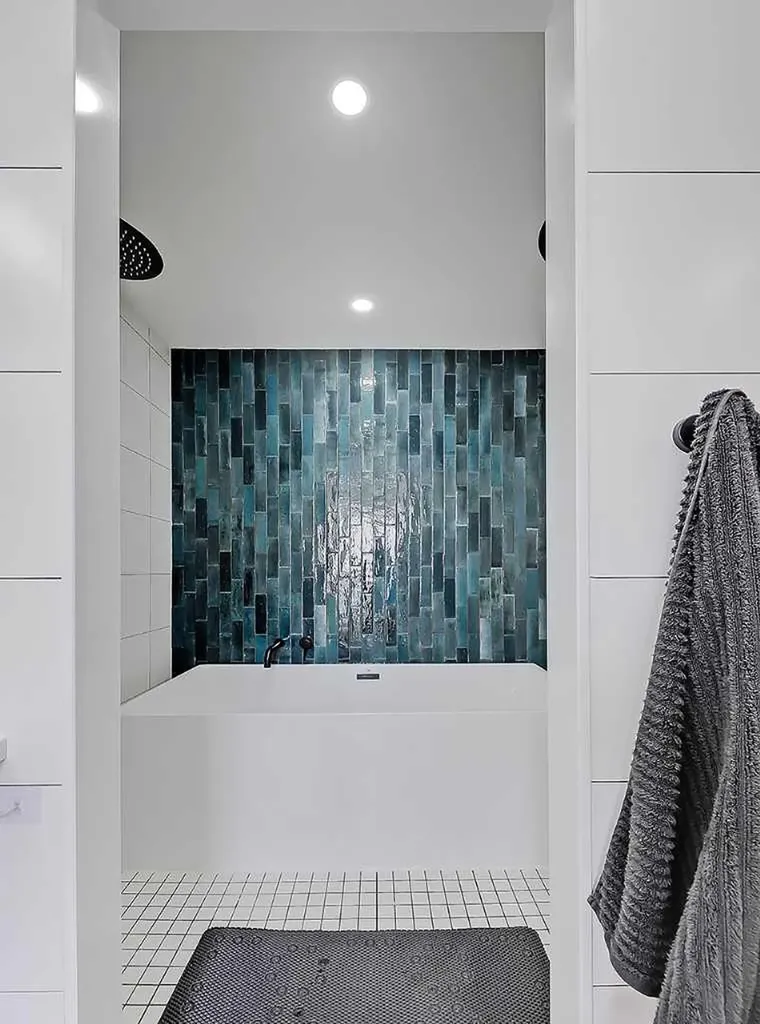 129 Sundown Place SE Calgary AB T2X 3B7