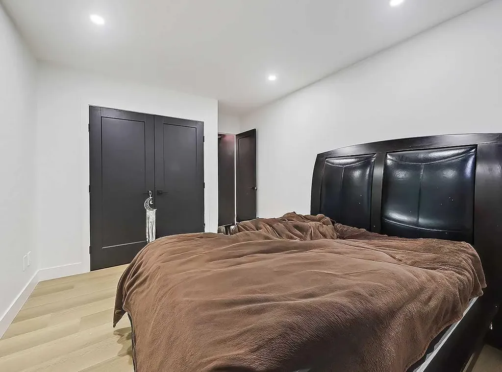 129 Sundown Place SE Calgary AB T2X 3B7