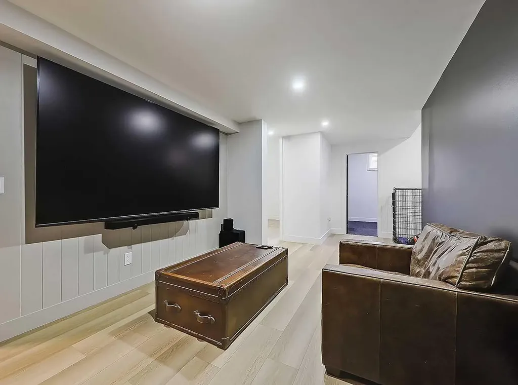 129 Sundown Place SE Calgary AB T2X 3B7