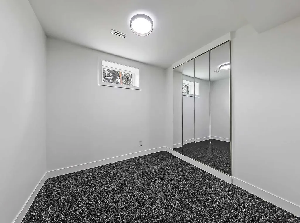 129 Sundown Place SE Calgary AB T2X 3B7