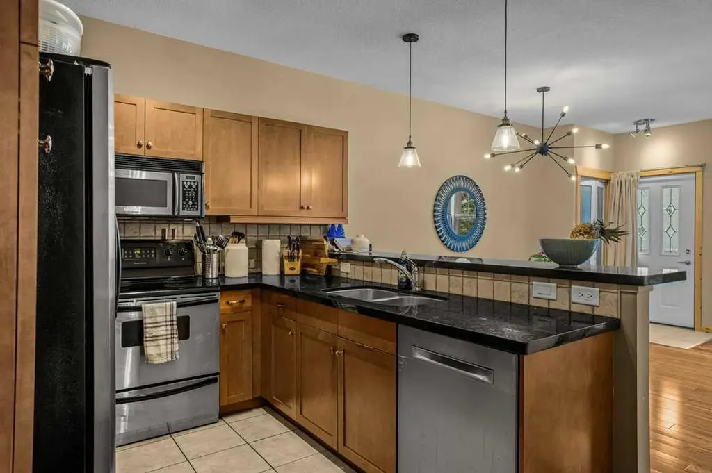 70 Dyrgas Gate Canmore AB T1W 3J6