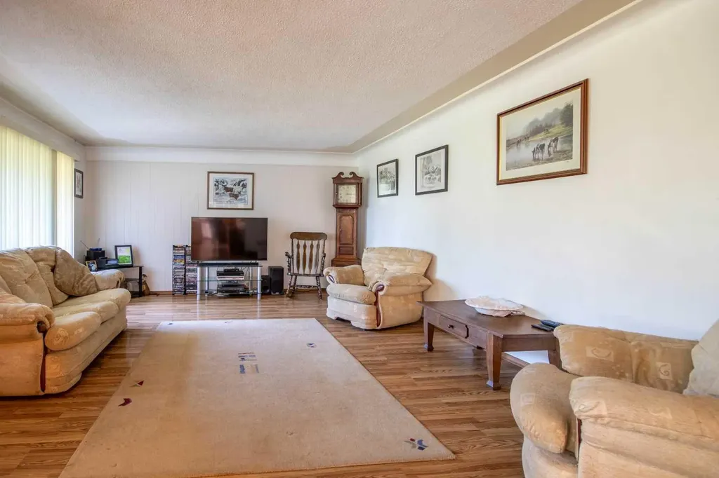 262022 Highway 27 Rural Kneehill County AB T0M 2B0
