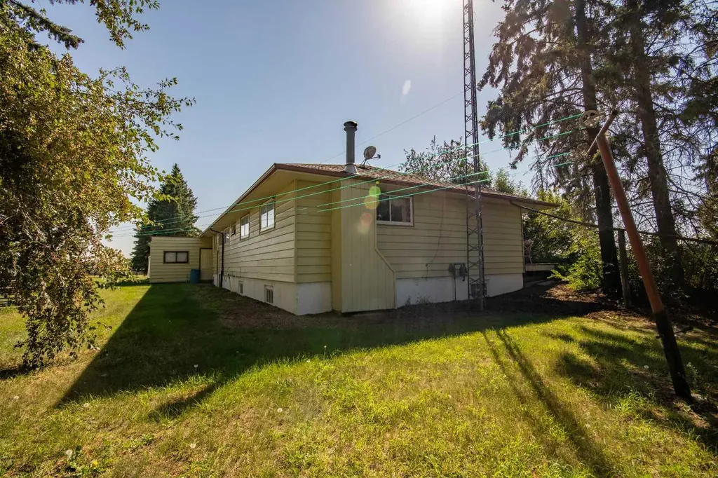 262022 Highway 27 Rural Kneehill County AB T0M 2B0