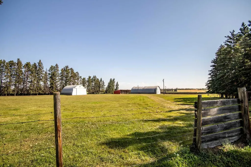 262022 Highway 27 Rural Kneehill County AB T0M 2B0