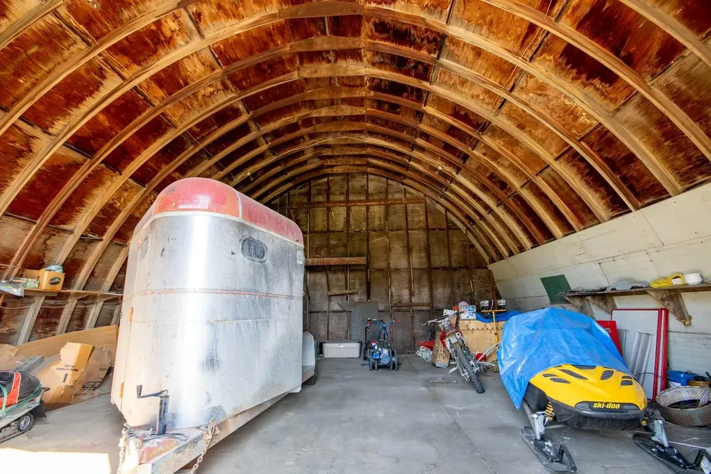 262022 Highway 27 Rural Kneehill County AB T0M 2B0