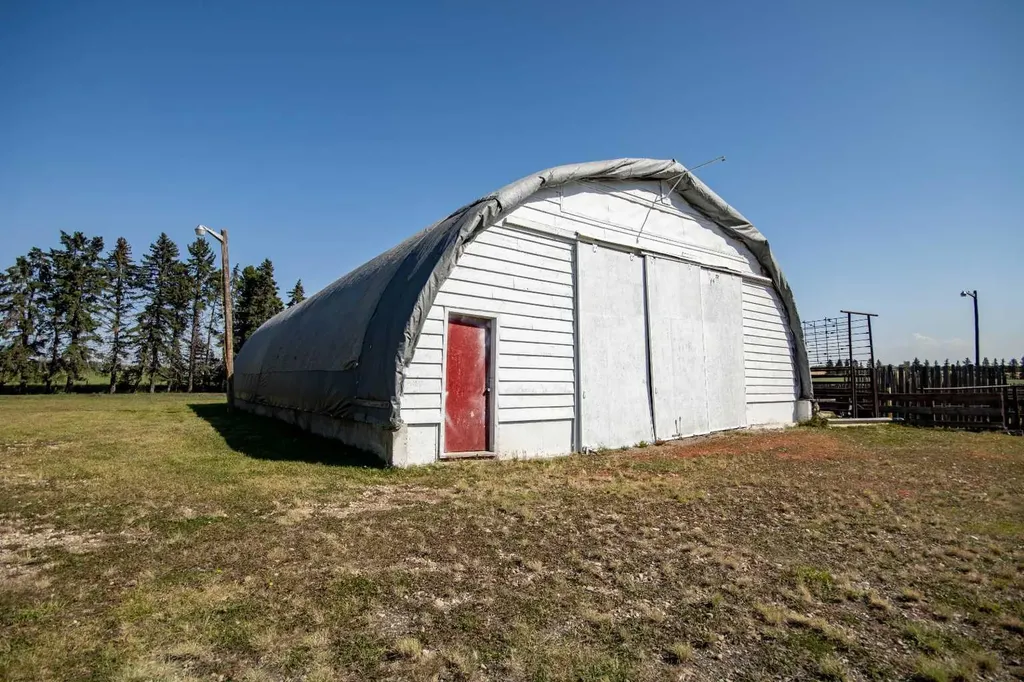 262022 Highway 27 Rural Kneehill County AB T0M 2B0