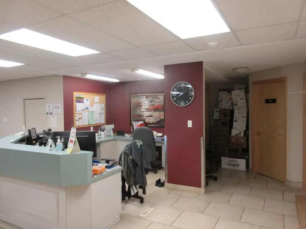 5127 49 Street Rocky Mountain House AB T4T 1B8