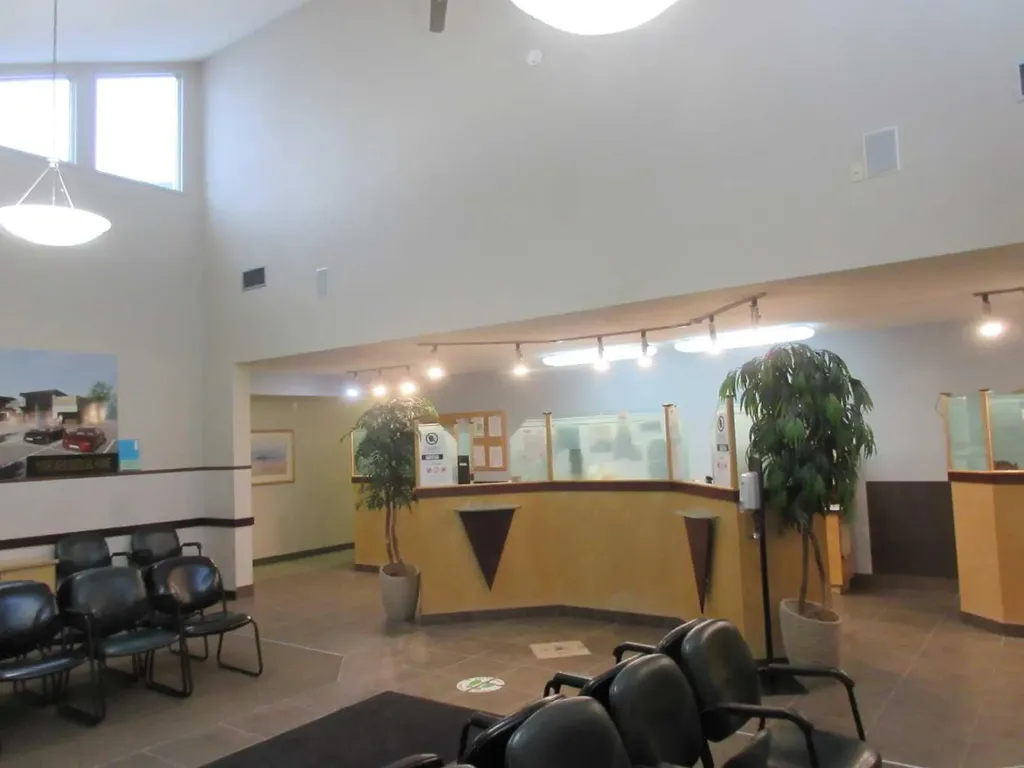 5127 49 Street Rocky Mountain House AB T4T 1B8