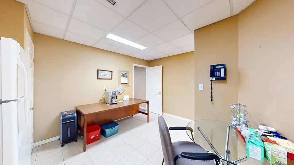 1335 Trans Canada Way SE Medicine Hat AB T1B 1J1