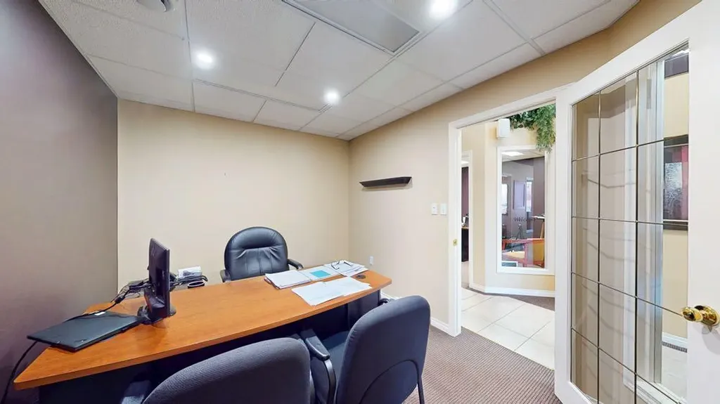 1335 Trans Canada Way SE Medicine Hat AB T1B 1J1