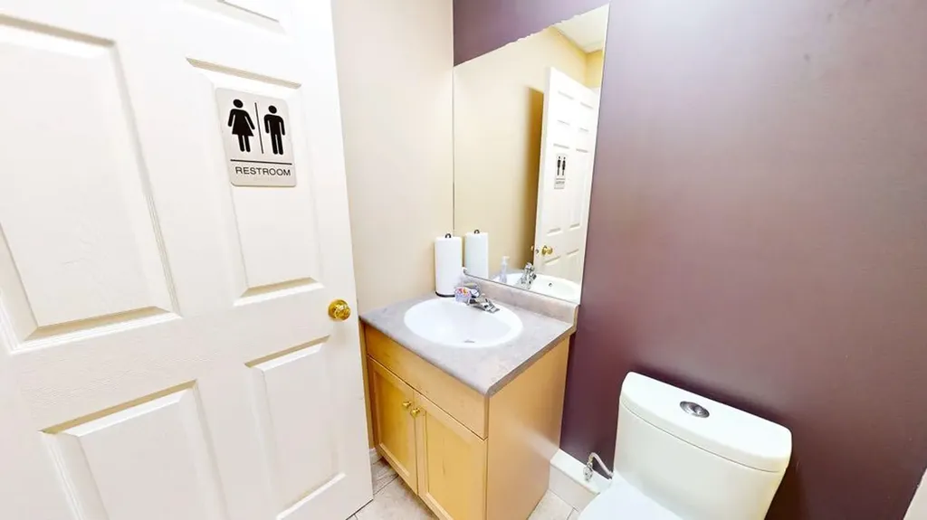 1335 Trans Canada Way SE Medicine Hat AB T1B 1J1