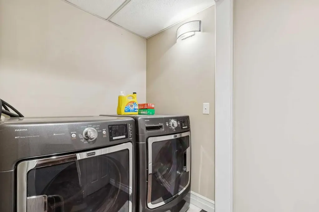 37 Ranch Glen Drive NW Calgary AB T3G 1T2