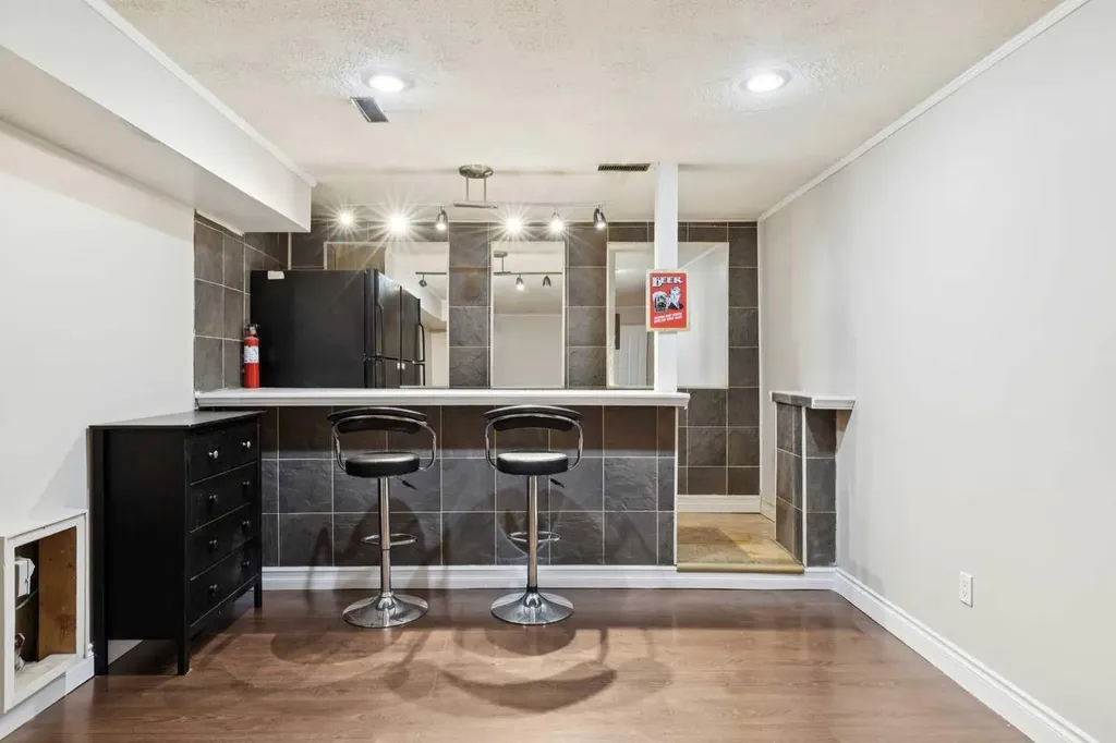 37 Ranch Glen Drive NW Calgary AB T3G 1T2