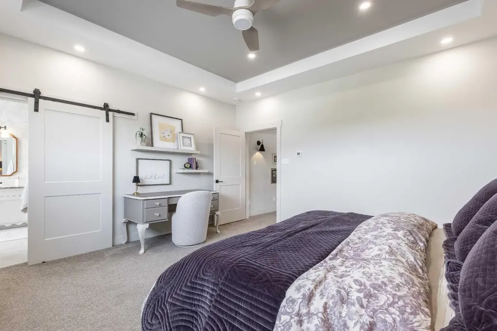 648 Sixmile Crescent S Lethbridge AB T1K 8G4