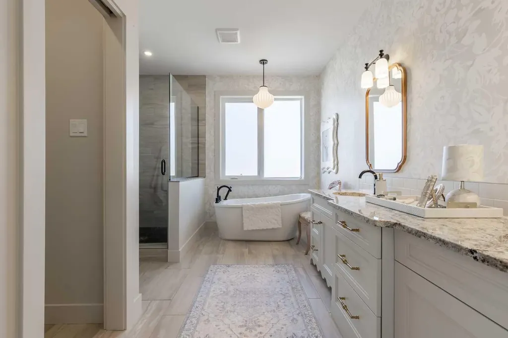 648 Sixmile Crescent S Lethbridge AB T1K 8G4
