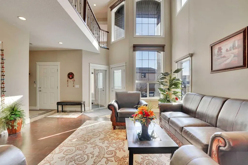 9 Saddlelake Grove NE Calgary AB T3J 0P2