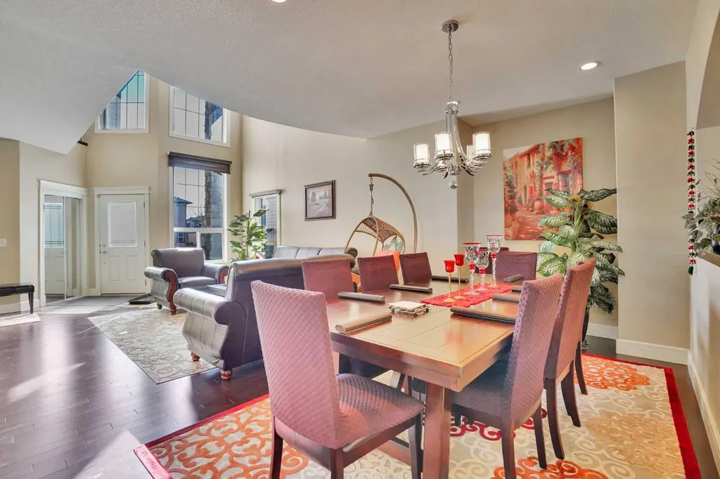 9 Saddlelake Grove NE Calgary AB T3J 0P2