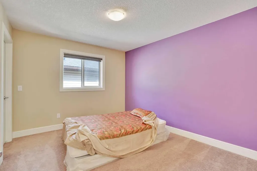 9 Saddlelake Grove NE Calgary AB T3J 0P2