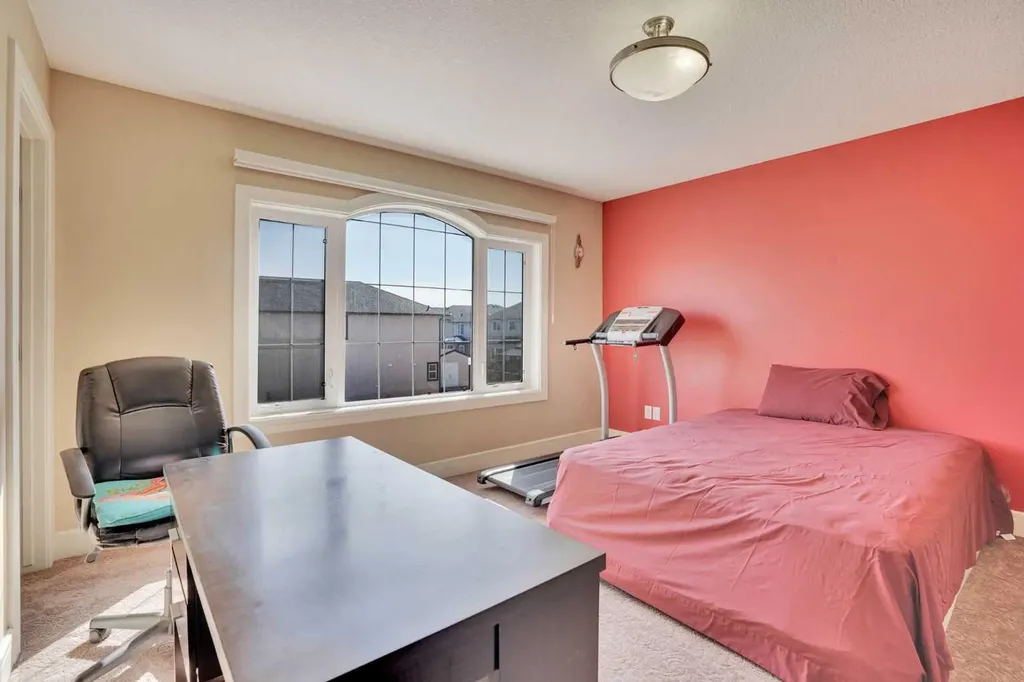 9 Saddlelake Grove NE Calgary AB T3J 0P2