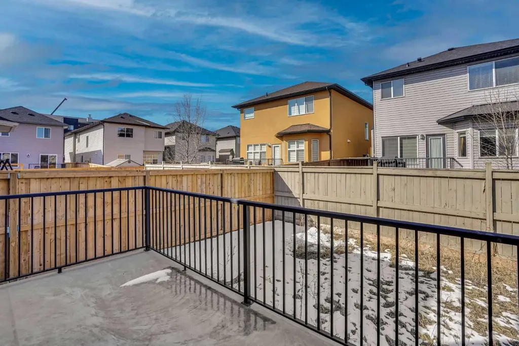9 Saddlelake Grove NE Calgary AB T3J 0P2