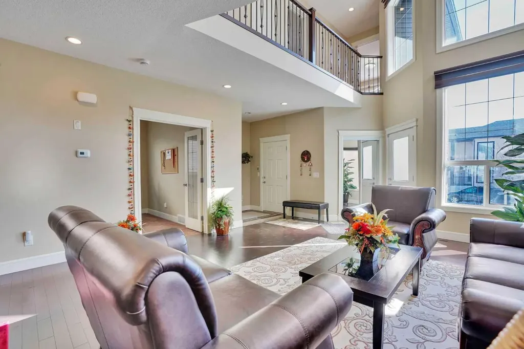 9 Saddlelake Grove NE Calgary AB T3J 0P2