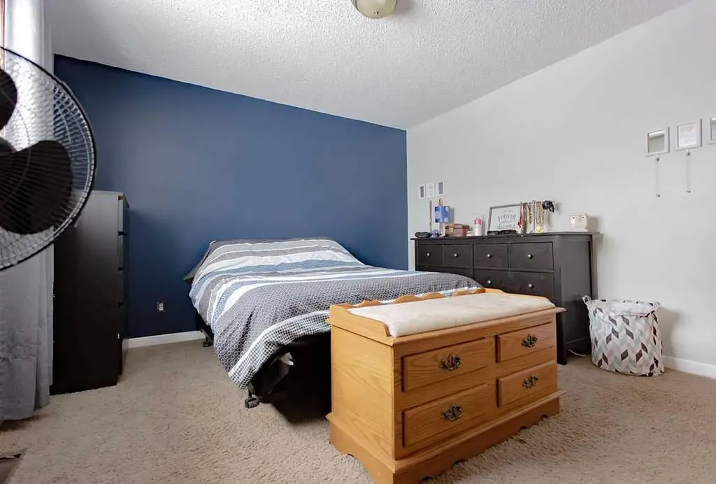 Point NW 17-44-4-w4 Rural Wainwright No. 61 M.d. Of AB T9W 1T5