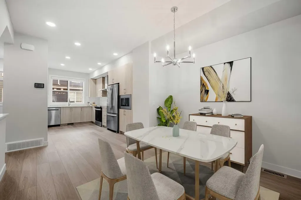 285 Chelsea Court Chestermere AB T1X 2W7