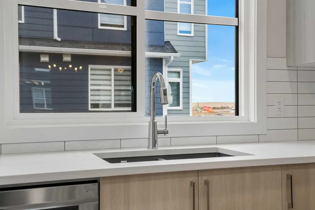 285 Chelsea Court Chestermere AB T1X 2W7