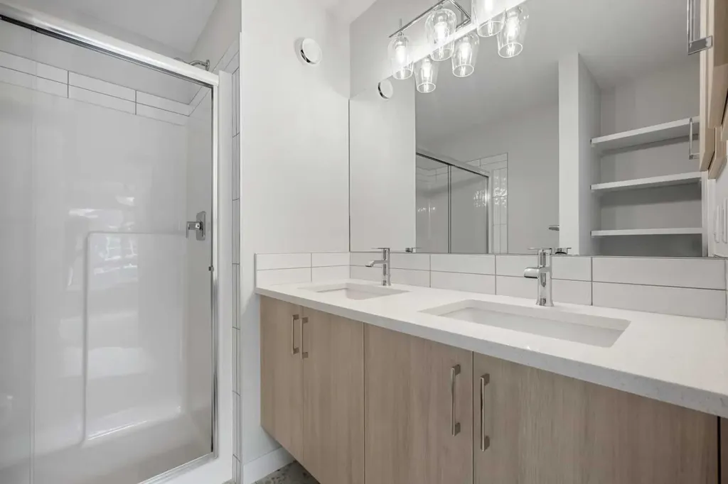 285 Chelsea Court Chestermere AB T1X 2W7