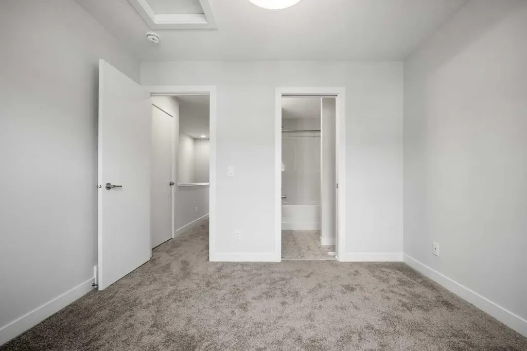 285 Chelsea Court Chestermere AB T1X 2W7