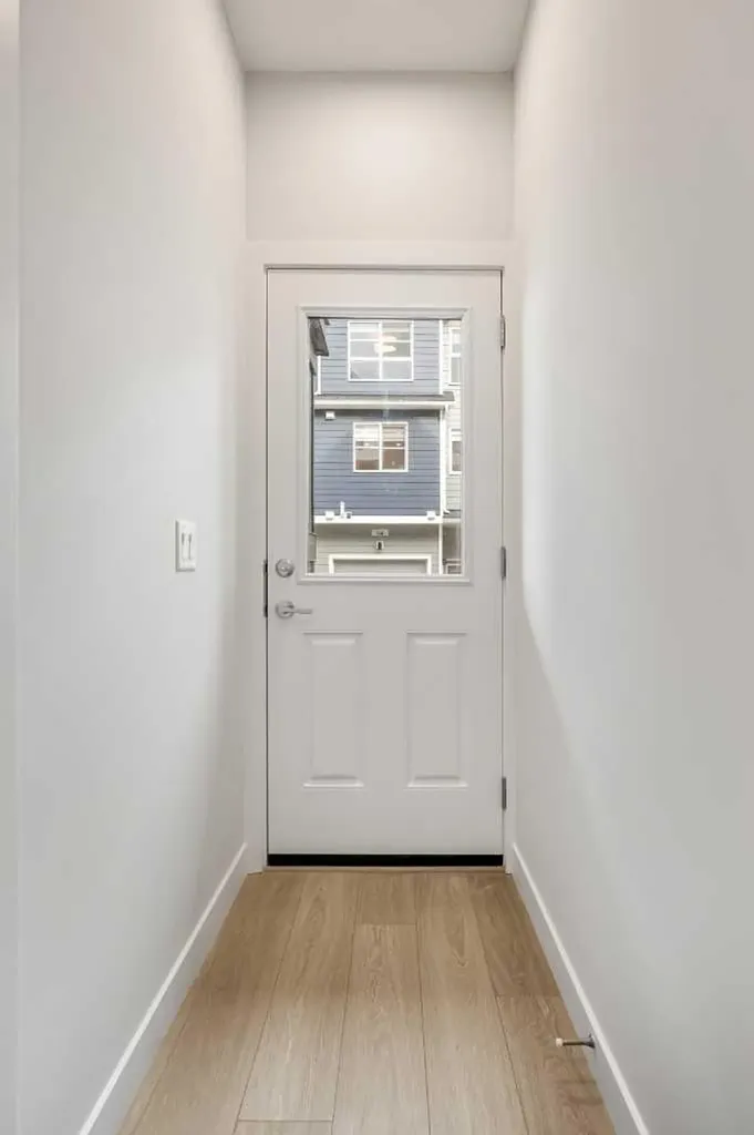 285 Chelsea Court Chestermere AB T1X 2W7