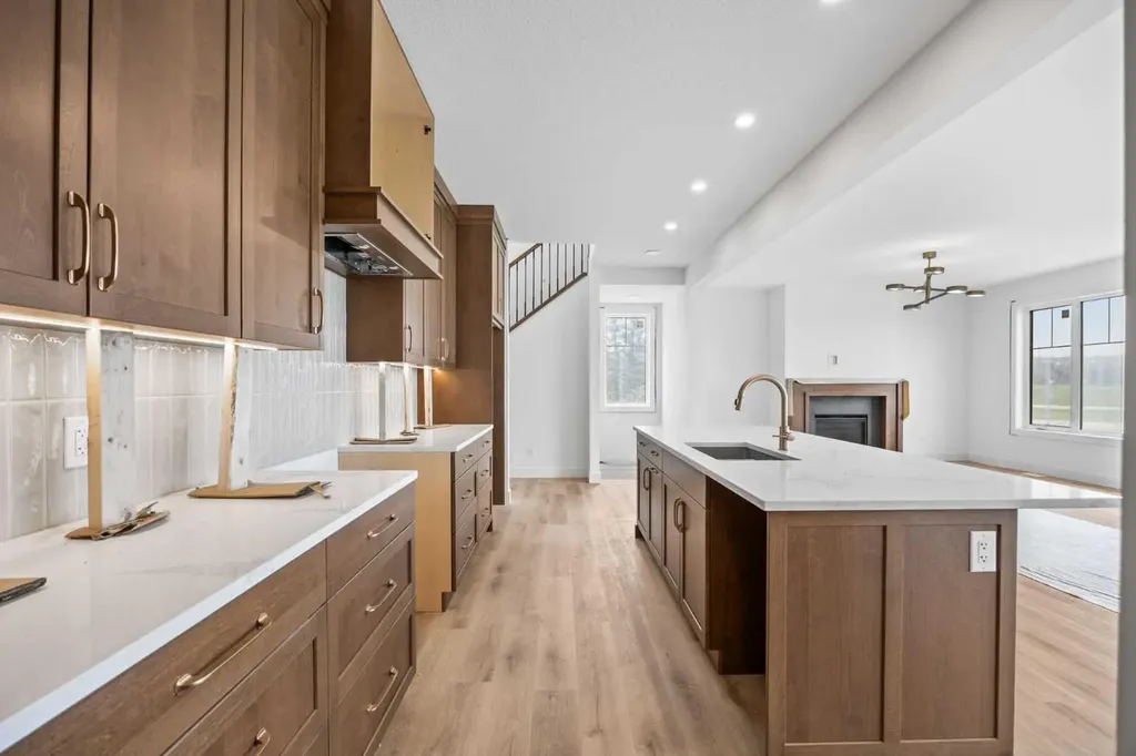 460 Discovery Place SW Calgary AB T3H 6A2