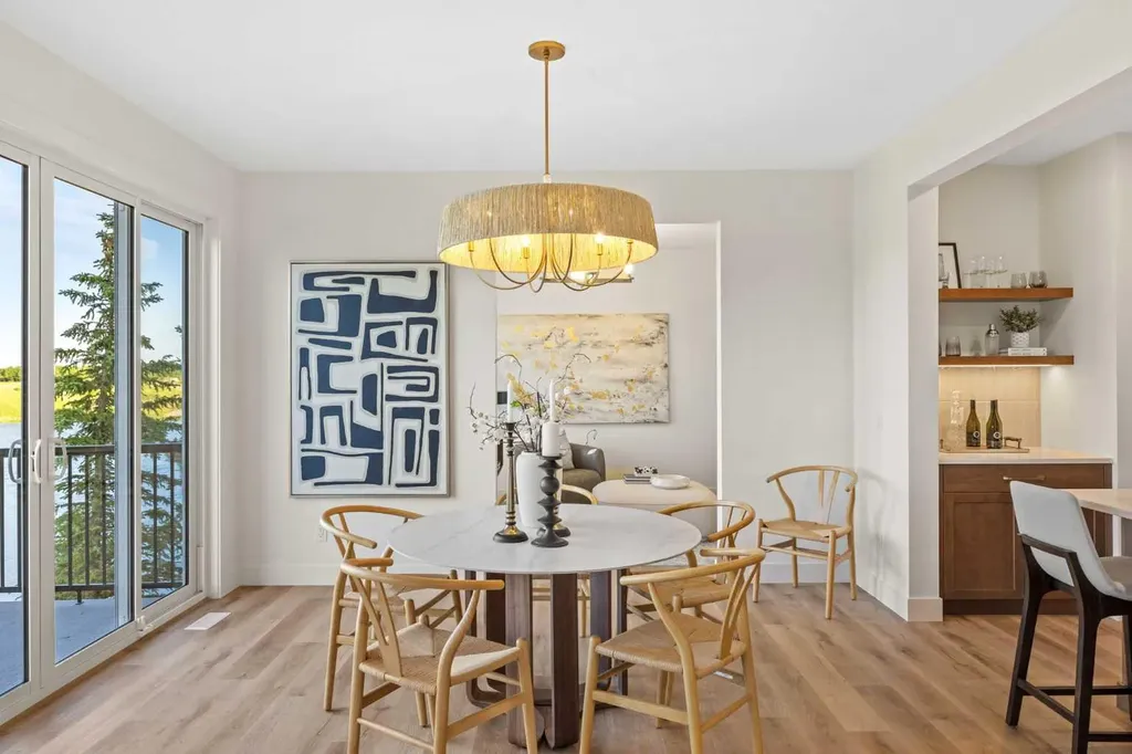 460 Discovery Place SW Calgary AB T3H 6A2