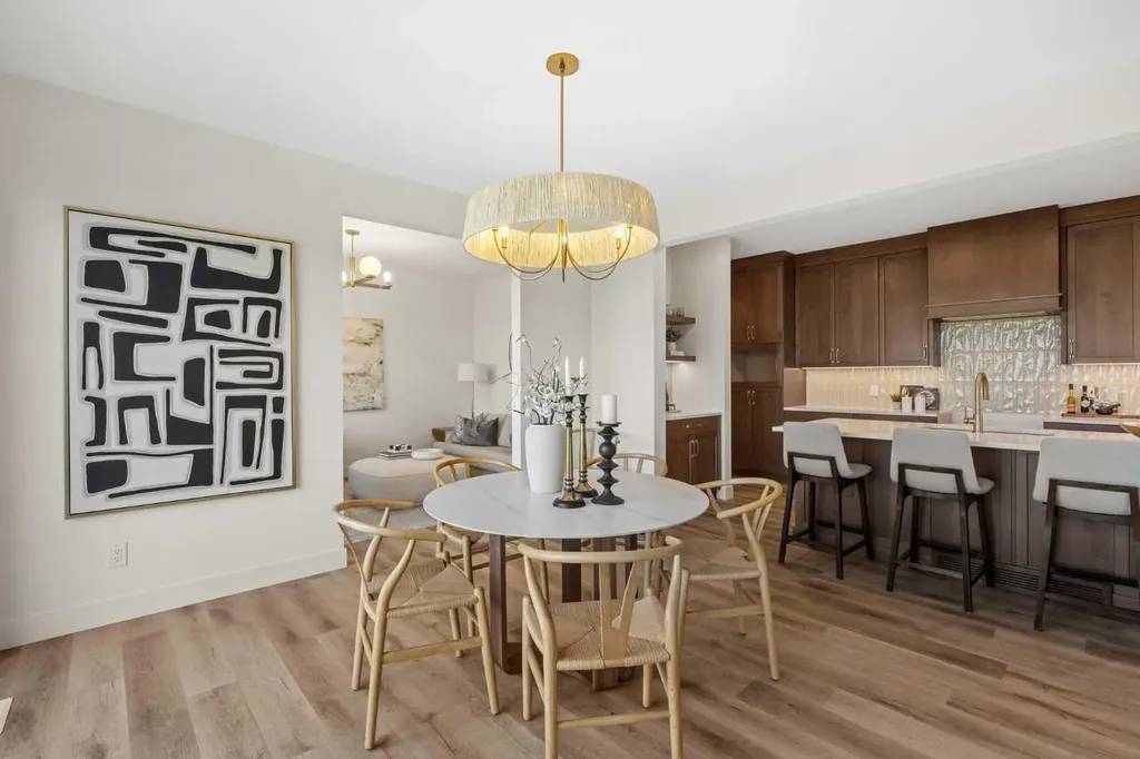 460 Discovery Place SW Calgary AB T3H 6A2