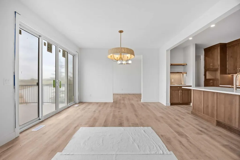 460 Discovery Place SW Calgary AB T3H 6A2
