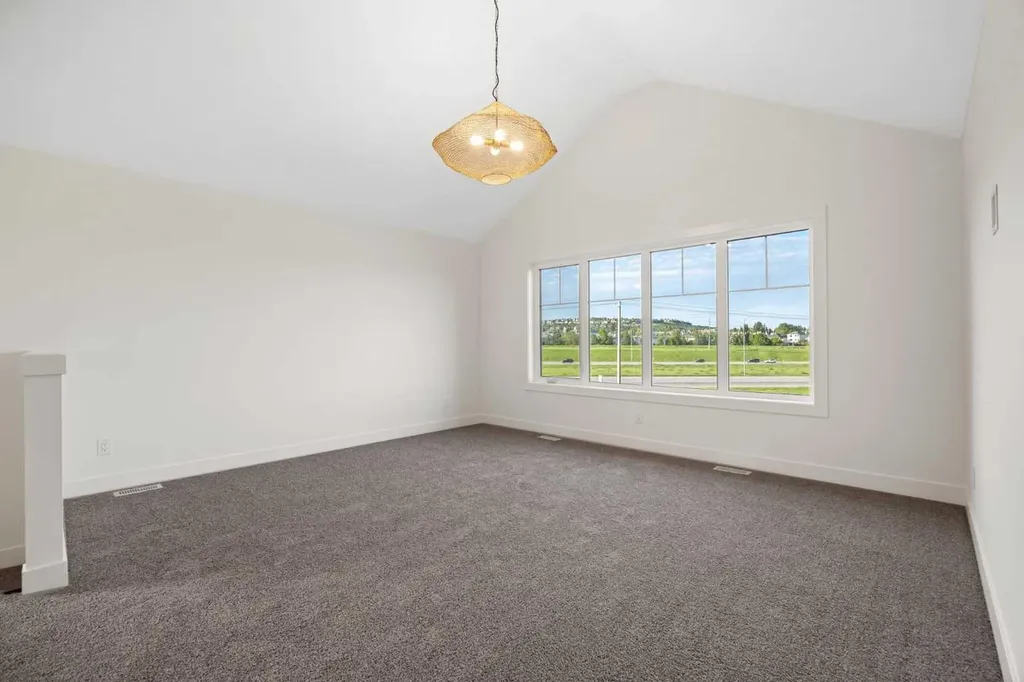 460 Discovery Place SW Calgary AB T3H 6A2