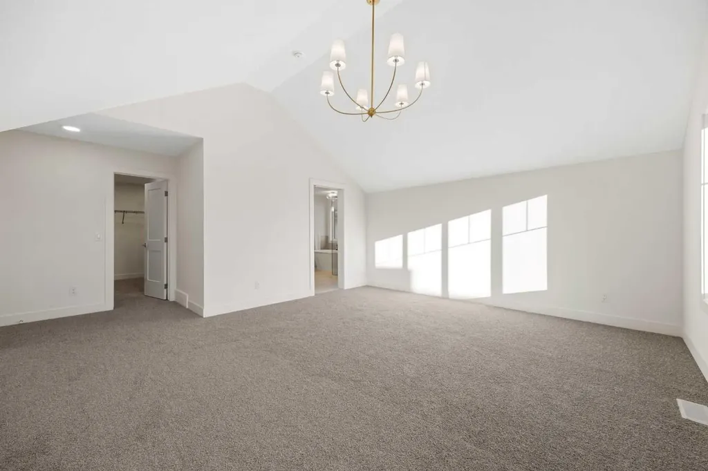 460 Discovery Place SW Calgary AB T3H 6A2