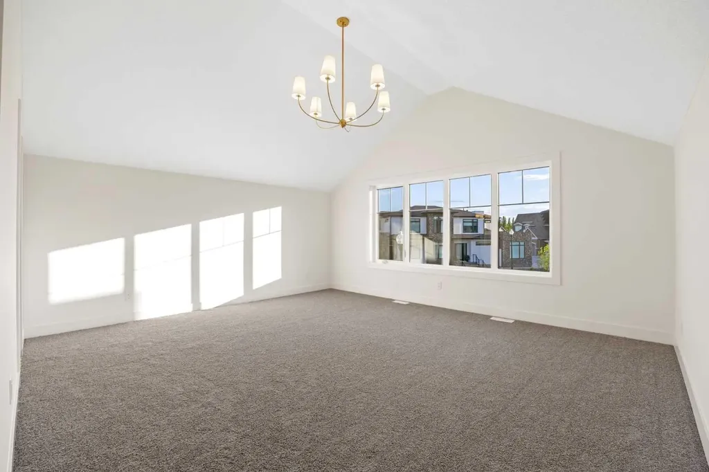 460 Discovery Place SW Calgary AB T3H 6A2
