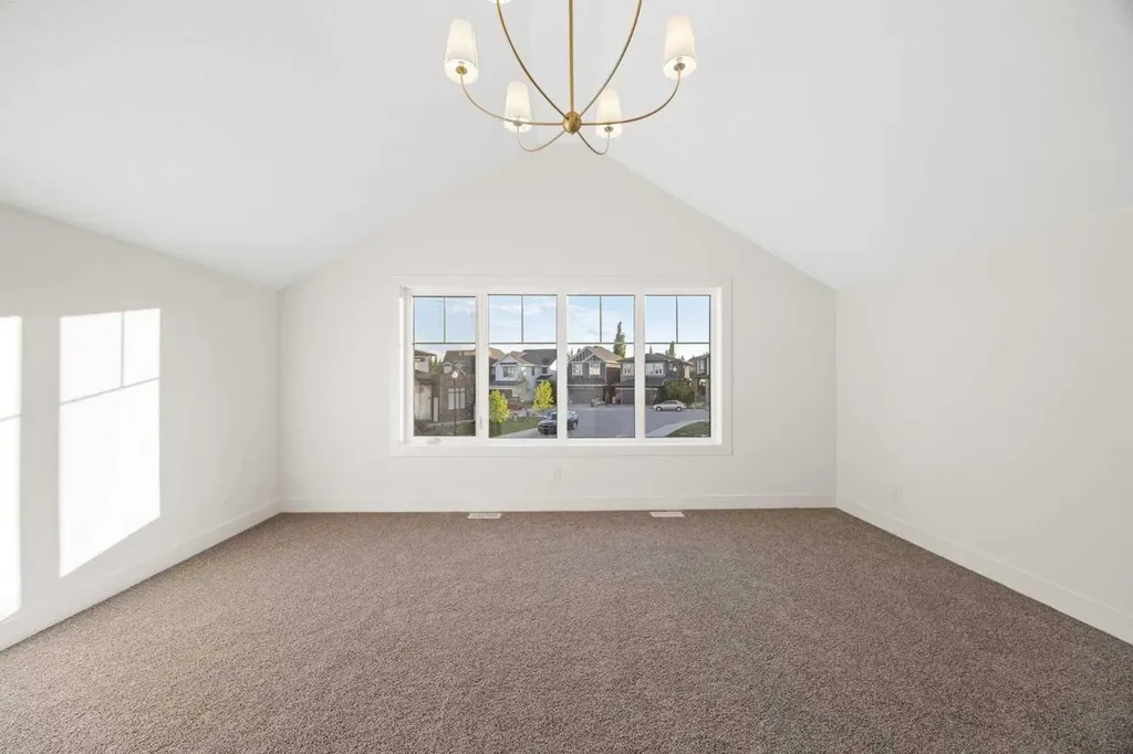 460 Discovery Place SW Calgary AB T3H 6A2