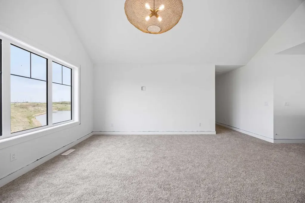 460 Discovery Place SW Calgary AB T3H 6A2