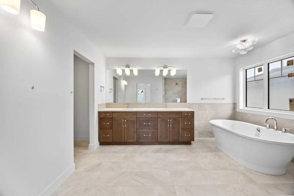 460 Discovery Place SW Calgary AB T3H 6A2