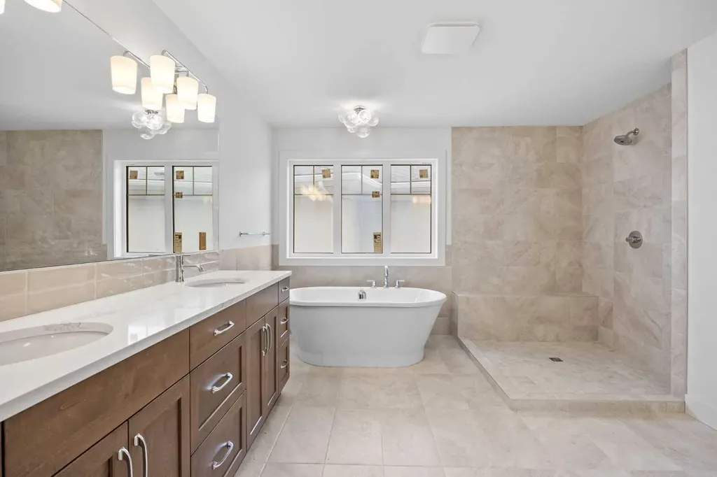 460 Discovery Place SW Calgary AB T3H 6A2