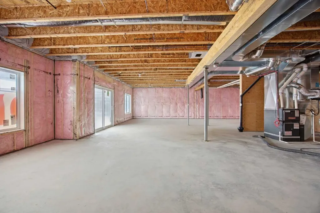 460 Discovery Place SW Calgary AB T3H 6A2