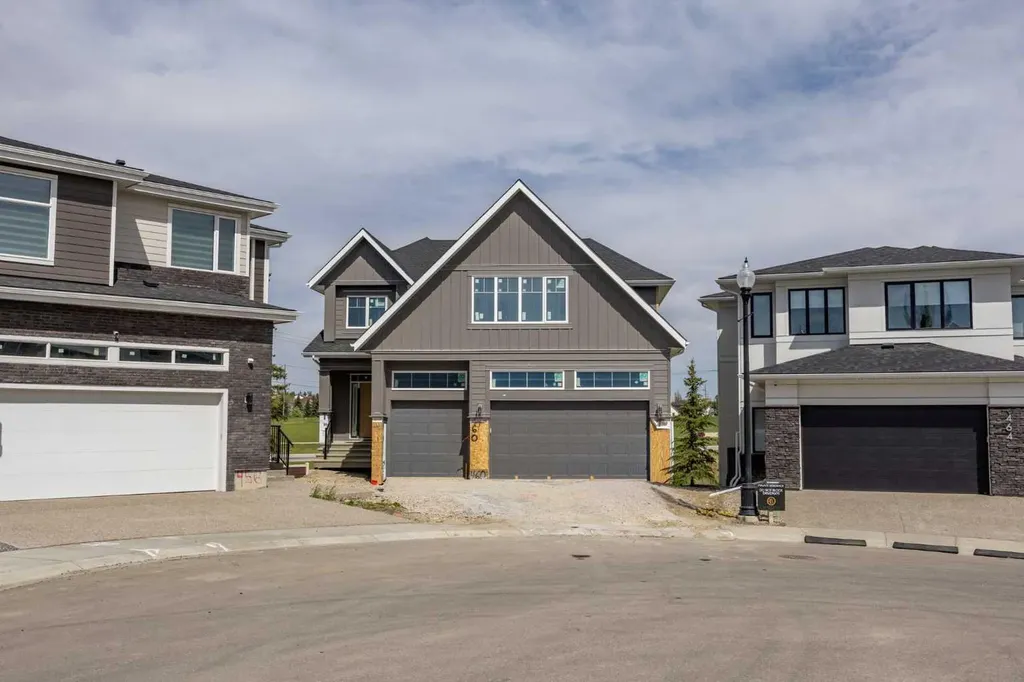 460 Discovery Place SW Calgary AB T3H 6A2