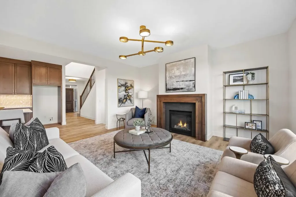 460 Discovery Place SW Calgary AB T3H 6A2