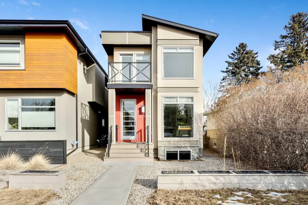 2728 Cochrane Road NW Calgary AB T2M 4H9