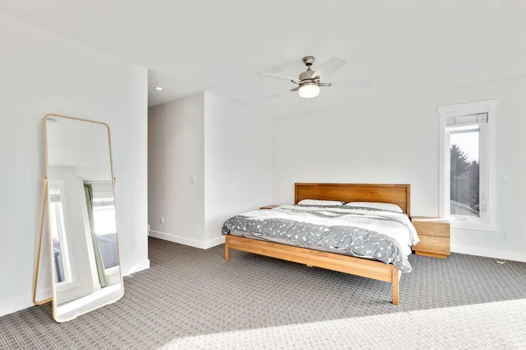 2728 Cochrane Road NW Calgary AB T2M 4H9