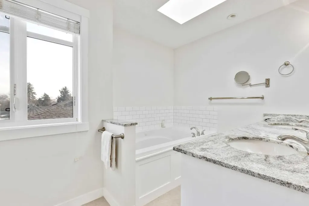 2728 Cochrane Road NW Calgary AB T2M 4H9